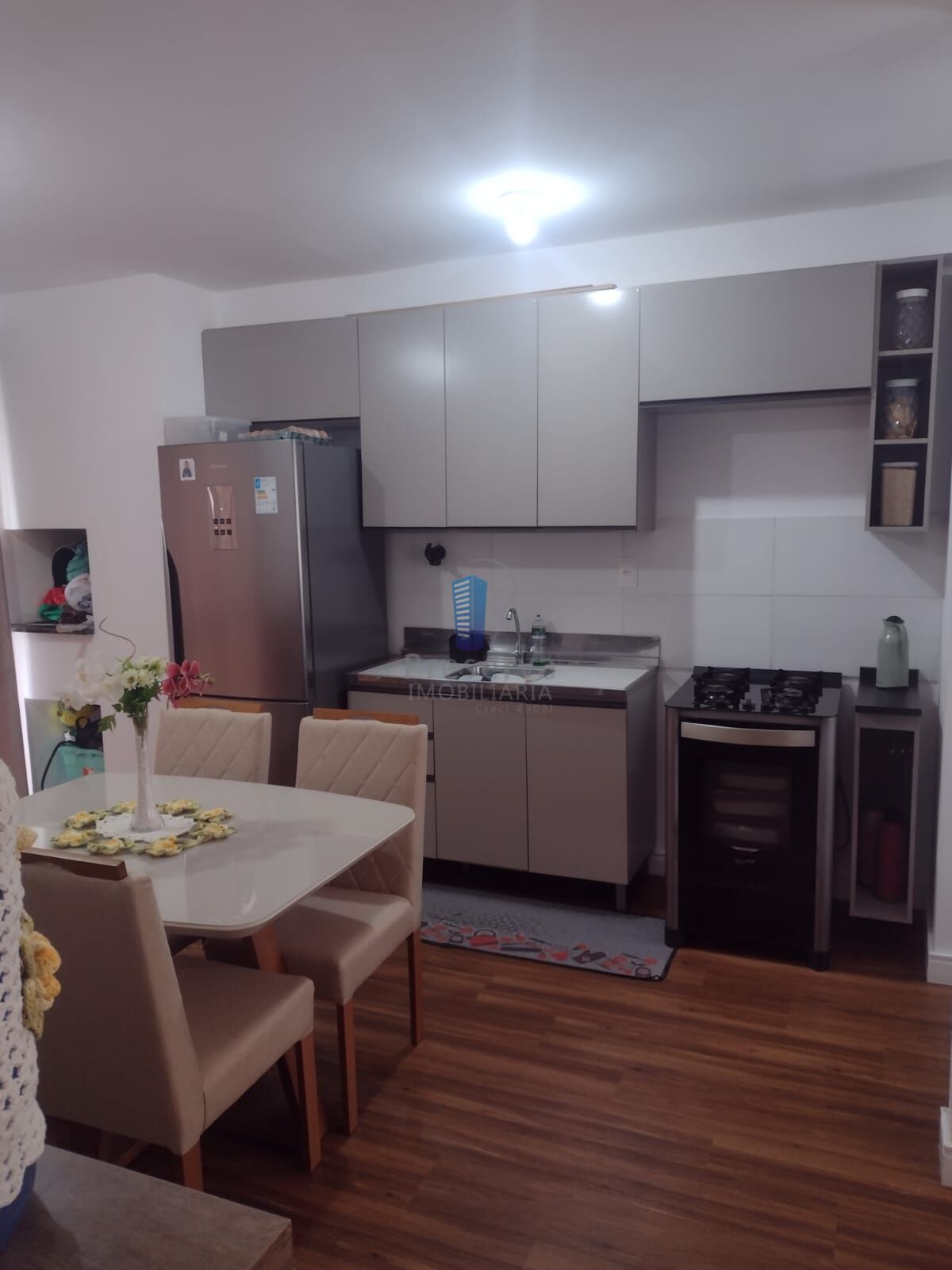 Apartamento à venda com 2 quartos, 55m² - Foto 2