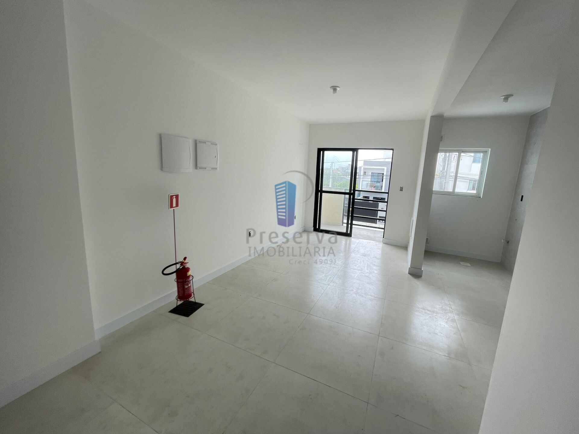 Apartamento à venda com 2 quartos, 82m² - Foto 6