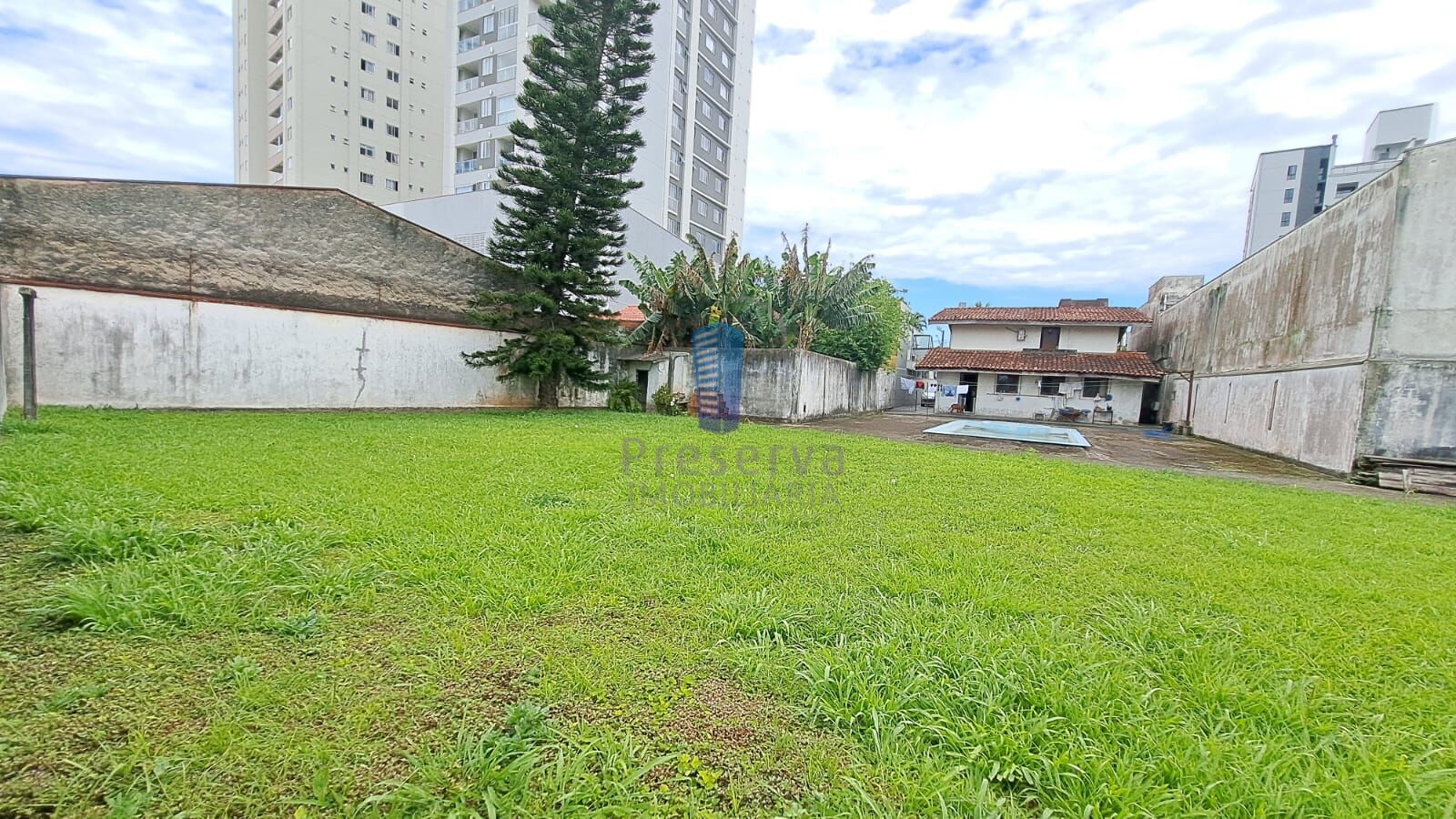 Sobrado à venda com 4 quartos, 350m² - Foto 14