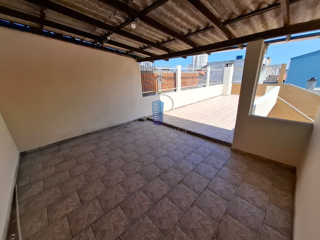 Casa para alugar com 3 quartos, 100m² - Foto 13