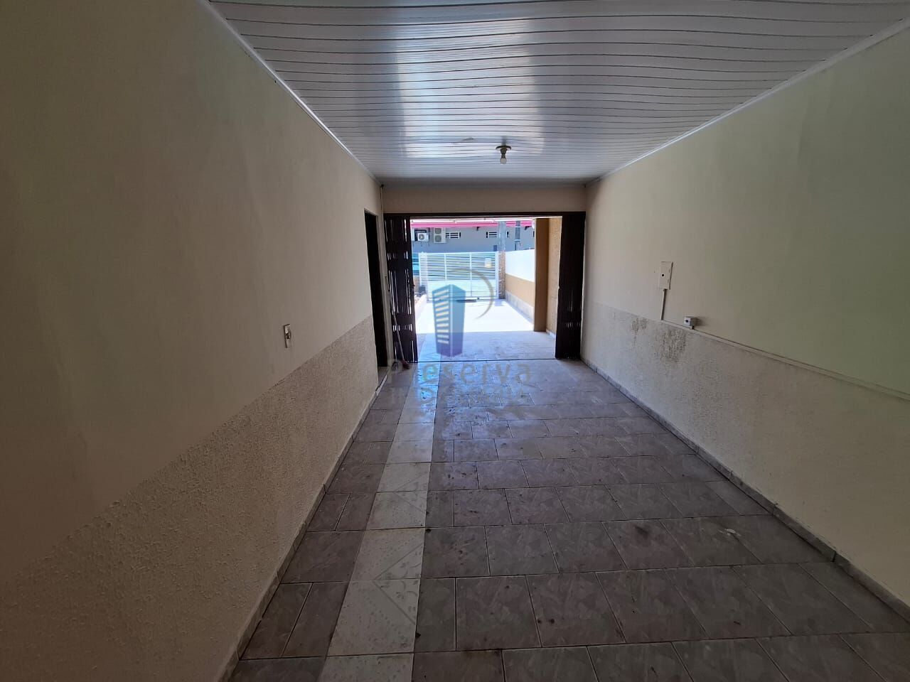 Casa para alugar com 3 quartos, 100m² - Foto 8