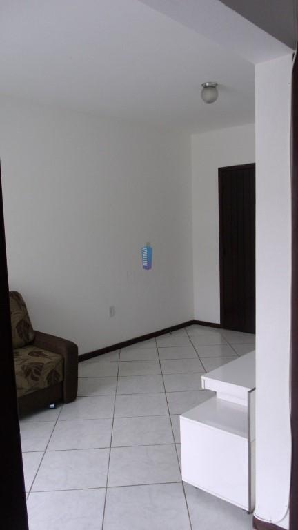 Apartamento para alugar com 2 quartos, 55m² - Foto 4