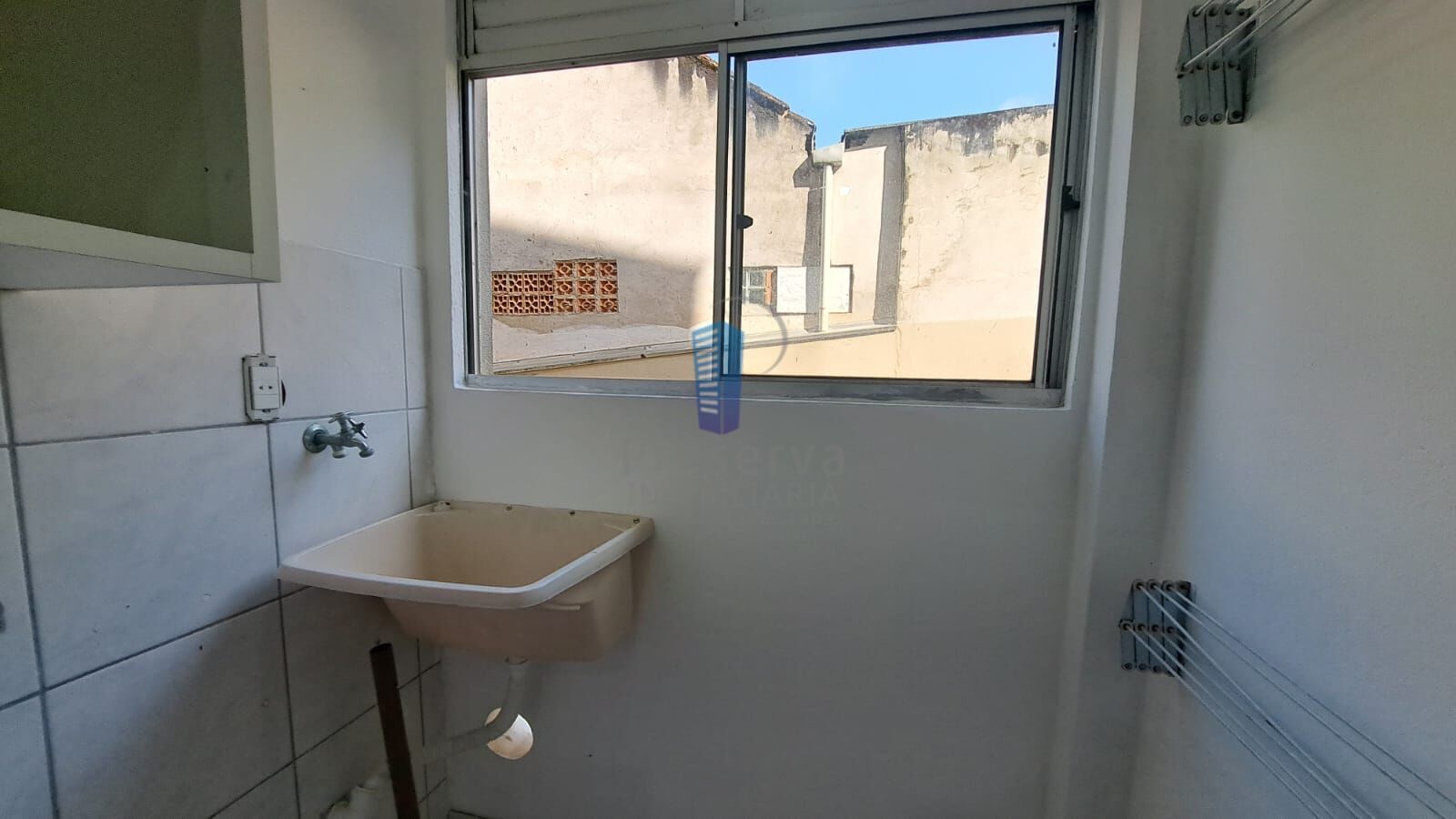 Apartamento à venda com 2 quartos, 60m² - Foto 13