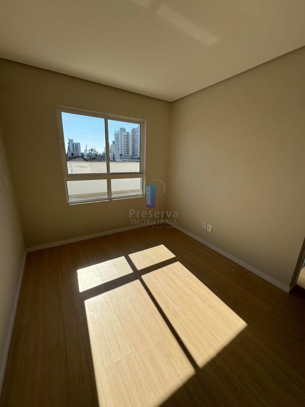 Apartamento à venda com 2 quartos, 78m² - Foto 12