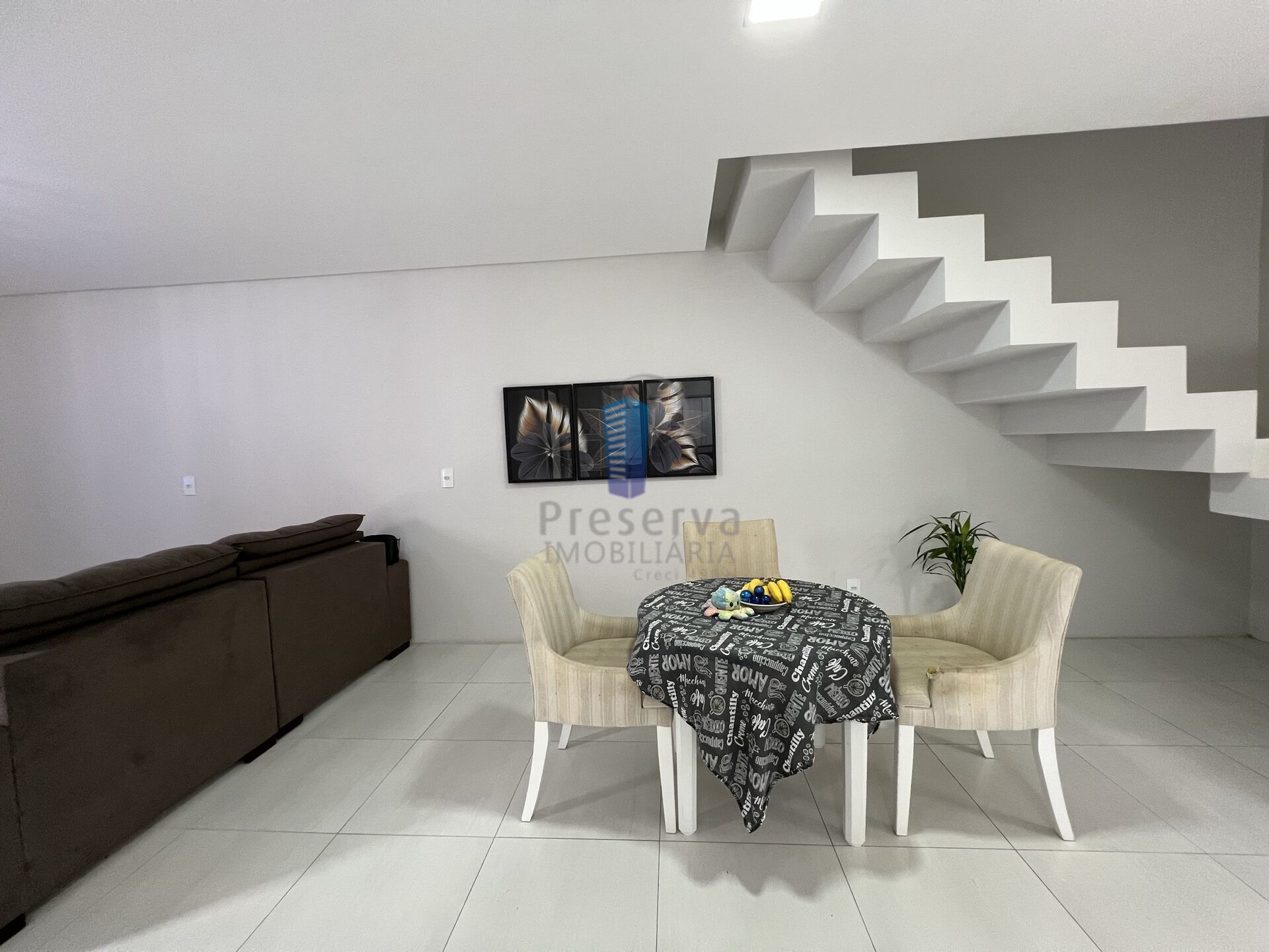 Casa para alugar com 3 quartos, 195m² - Foto 8