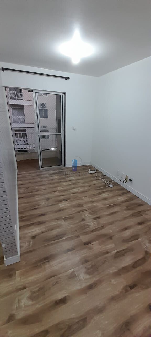 Apartamento para alugar com 2 quartos, 55m² - Foto 4