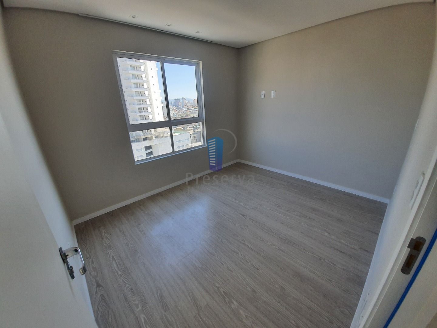 Apartamento para alugar com 2 quartos, 57m² - Foto 7