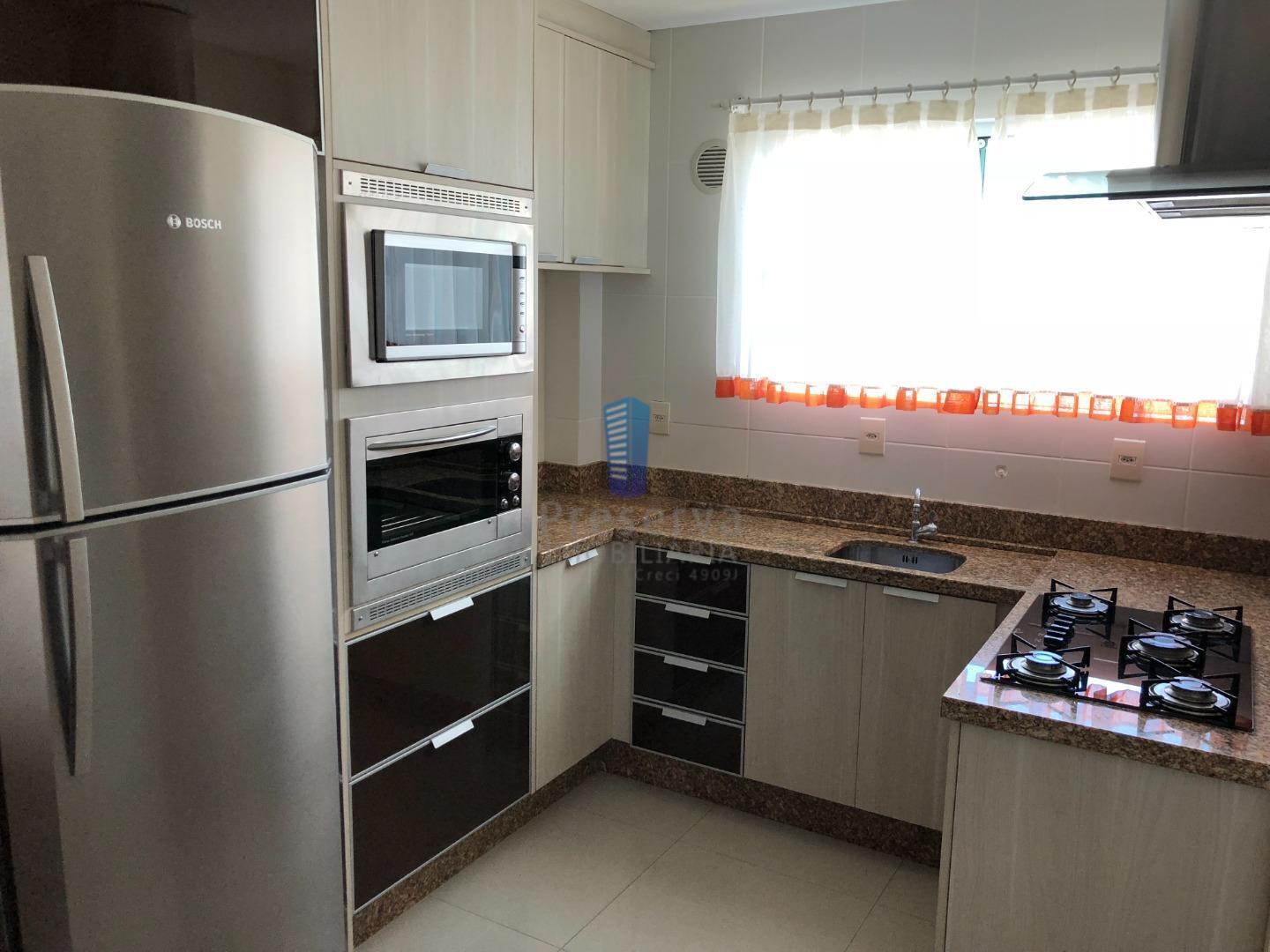 Apartamento à venda com 3 quartos, 143m² - Foto 12