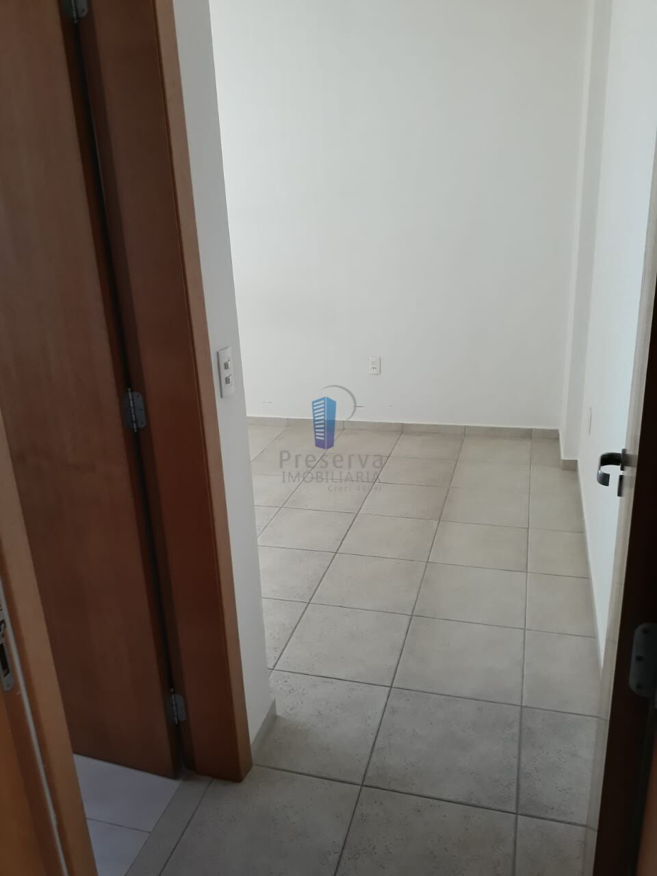 Apartamento para alugar com 2 quartos, 75m² - Foto 7