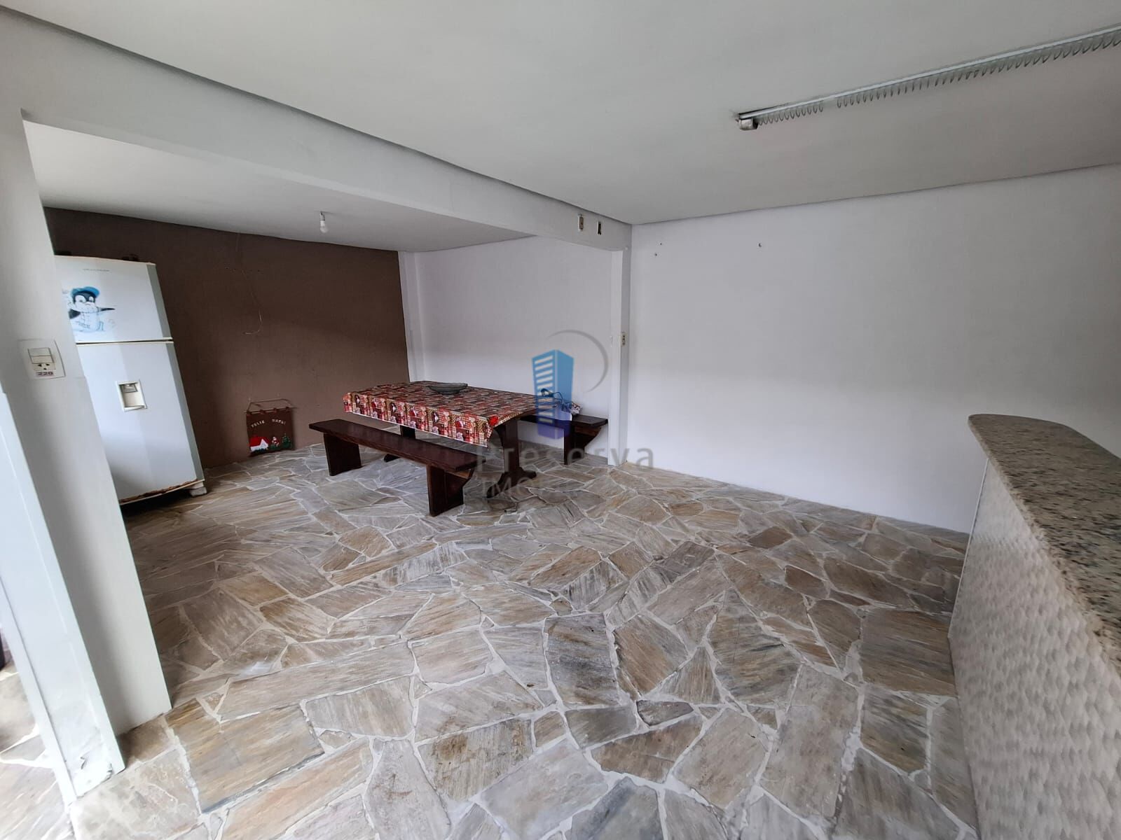 Casa à venda com 3 quartos, 128m² - Foto 14