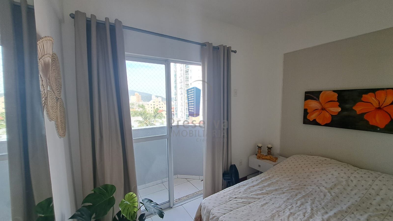 Apartamento à venda com 2 quartos, 68m² - Foto 4