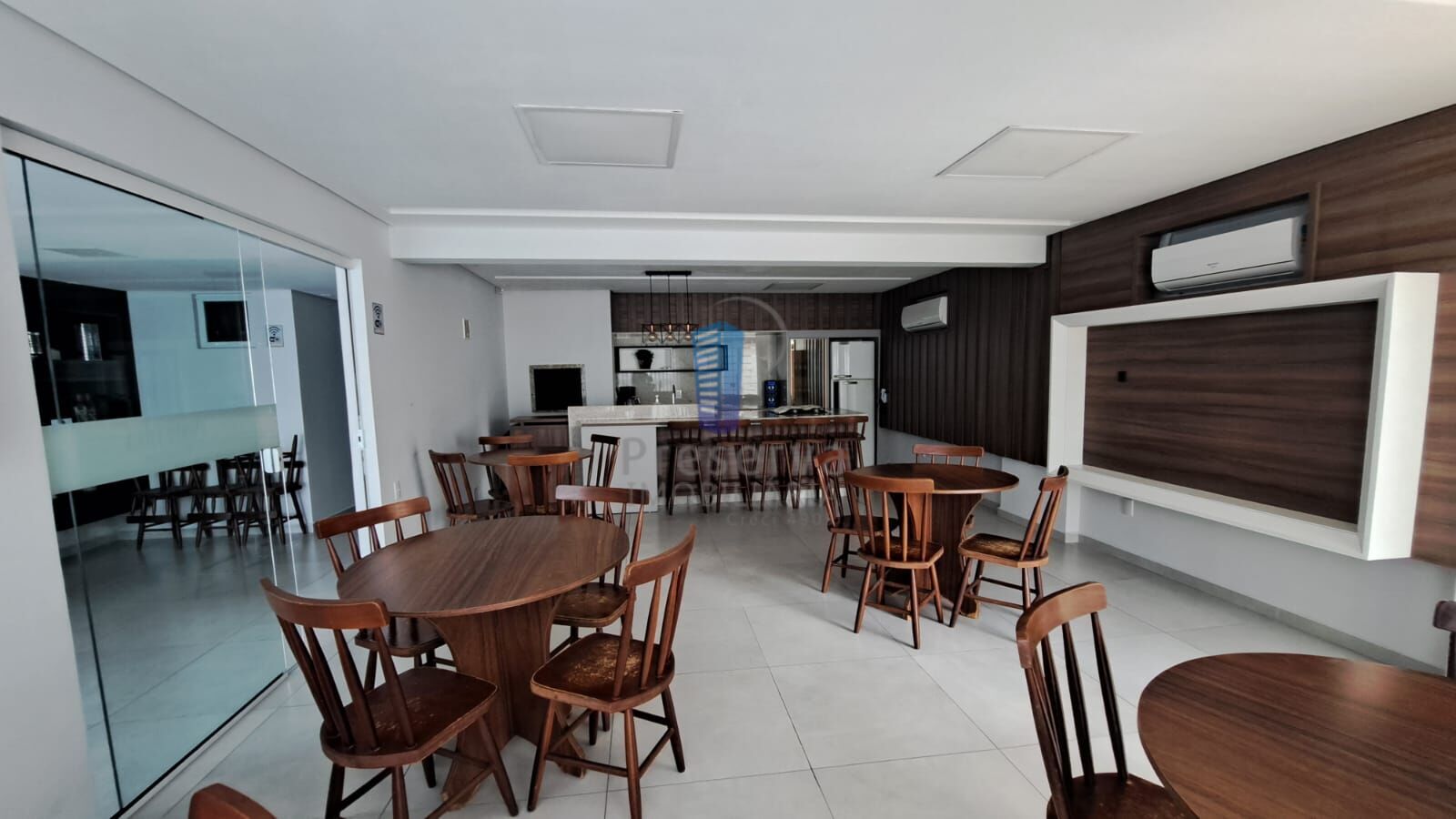 Apartamento à venda com 2 quartos, 68m² - Foto 18