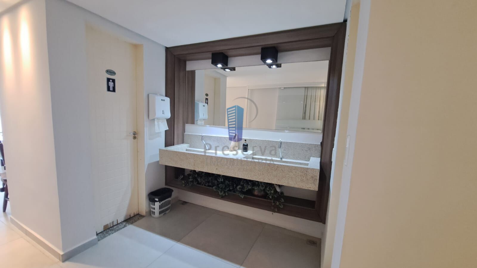 Apartamento à venda com 2 quartos, 68m² - Foto 14