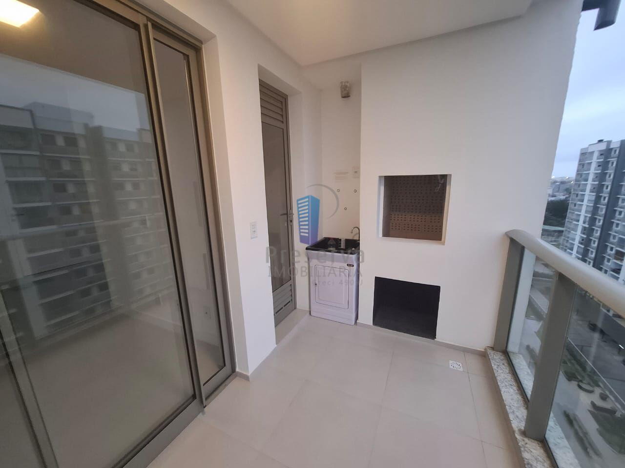 Apartamento para alugar com 2 quartos, 63m² - Foto 13