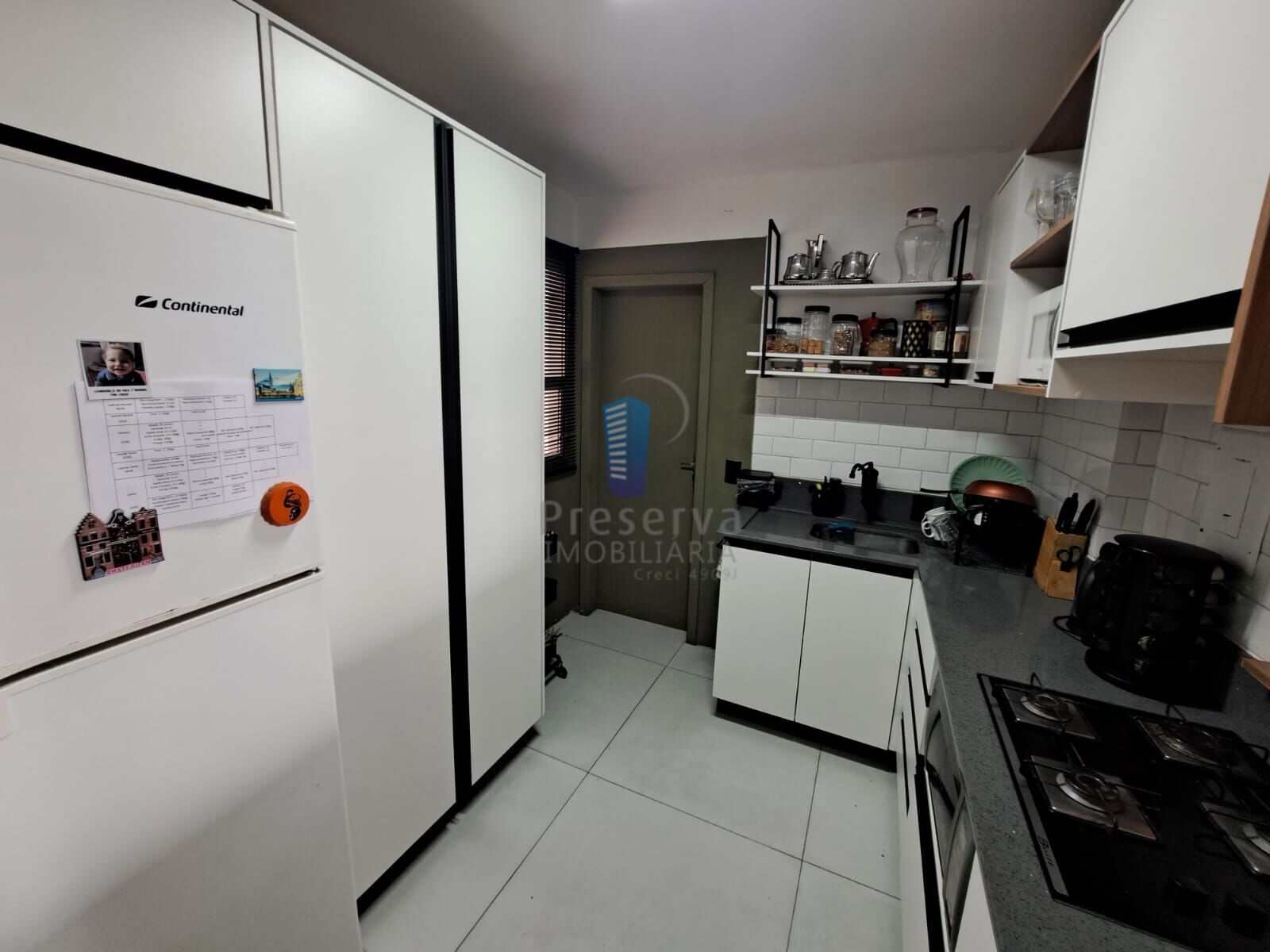 Apartamento à venda com 2 quartos, 77m² - Foto 12