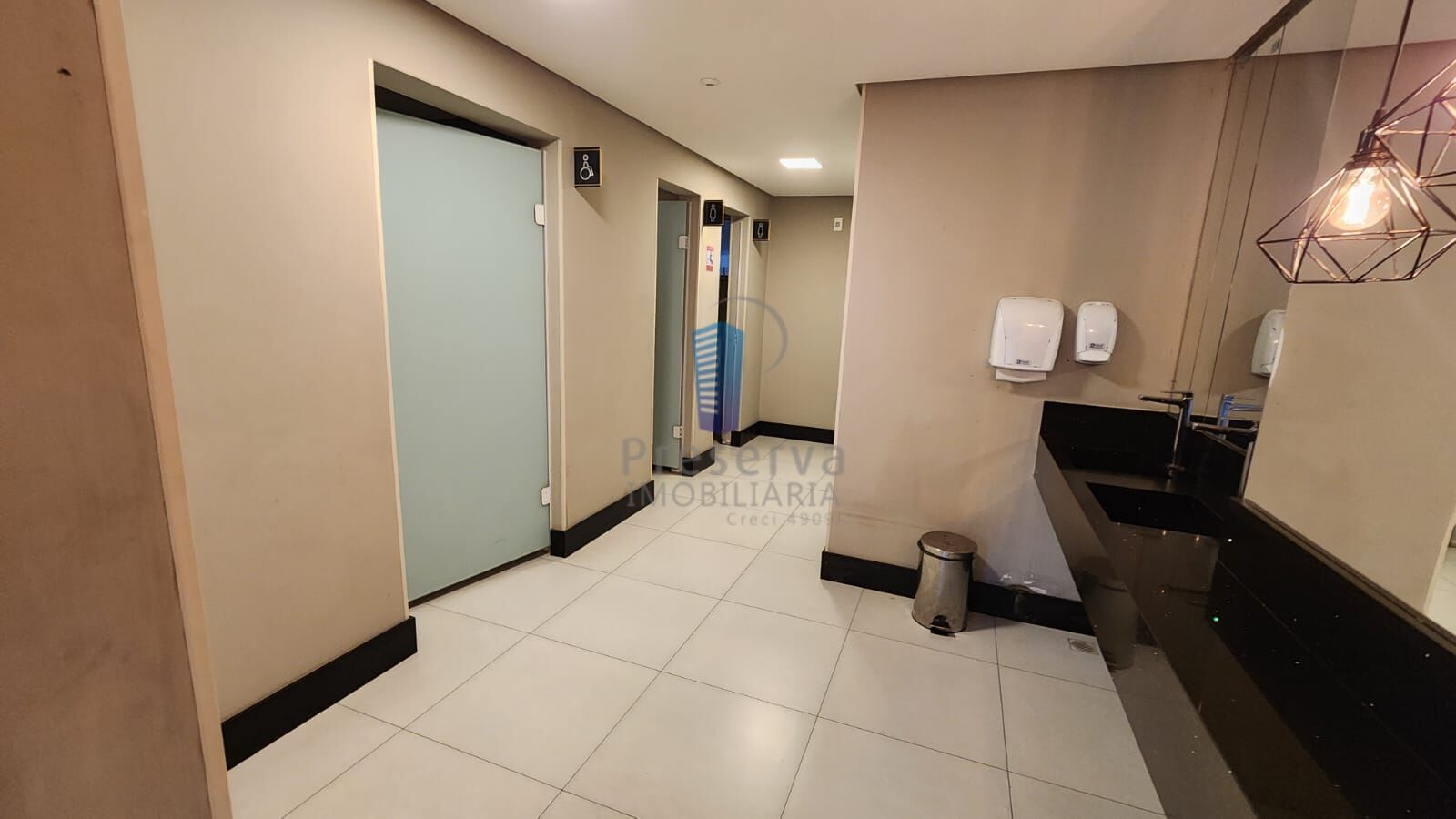 Apartamento para alugar com 2 quartos, 64m² - Foto 19