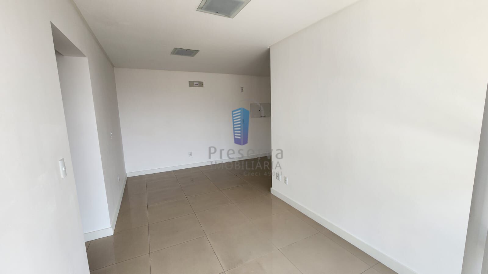 Apartamento para alugar com 2 quartos, 64m² - Foto 9