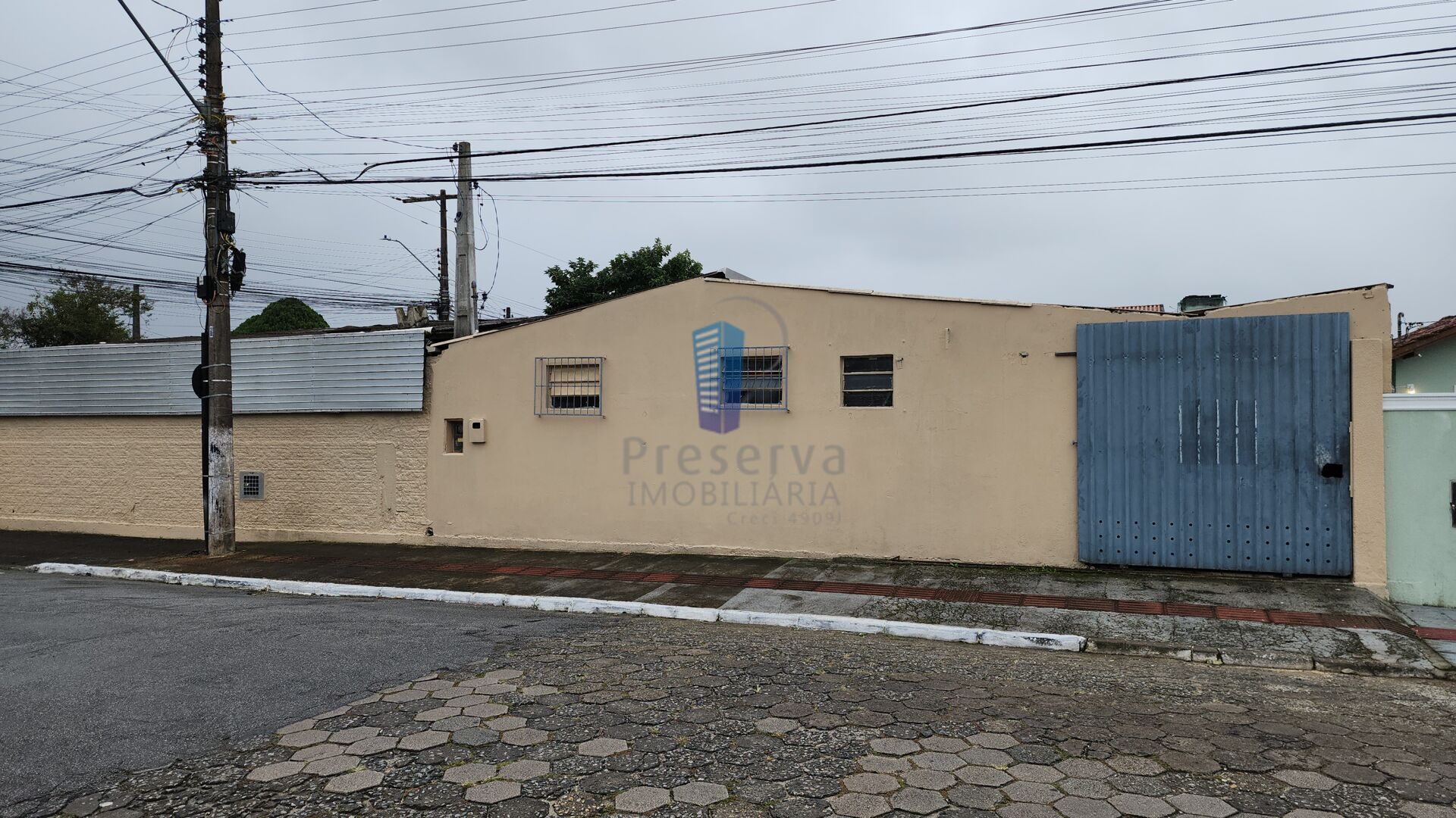 Casa à venda com 3 quartos, 110m² - Foto 2