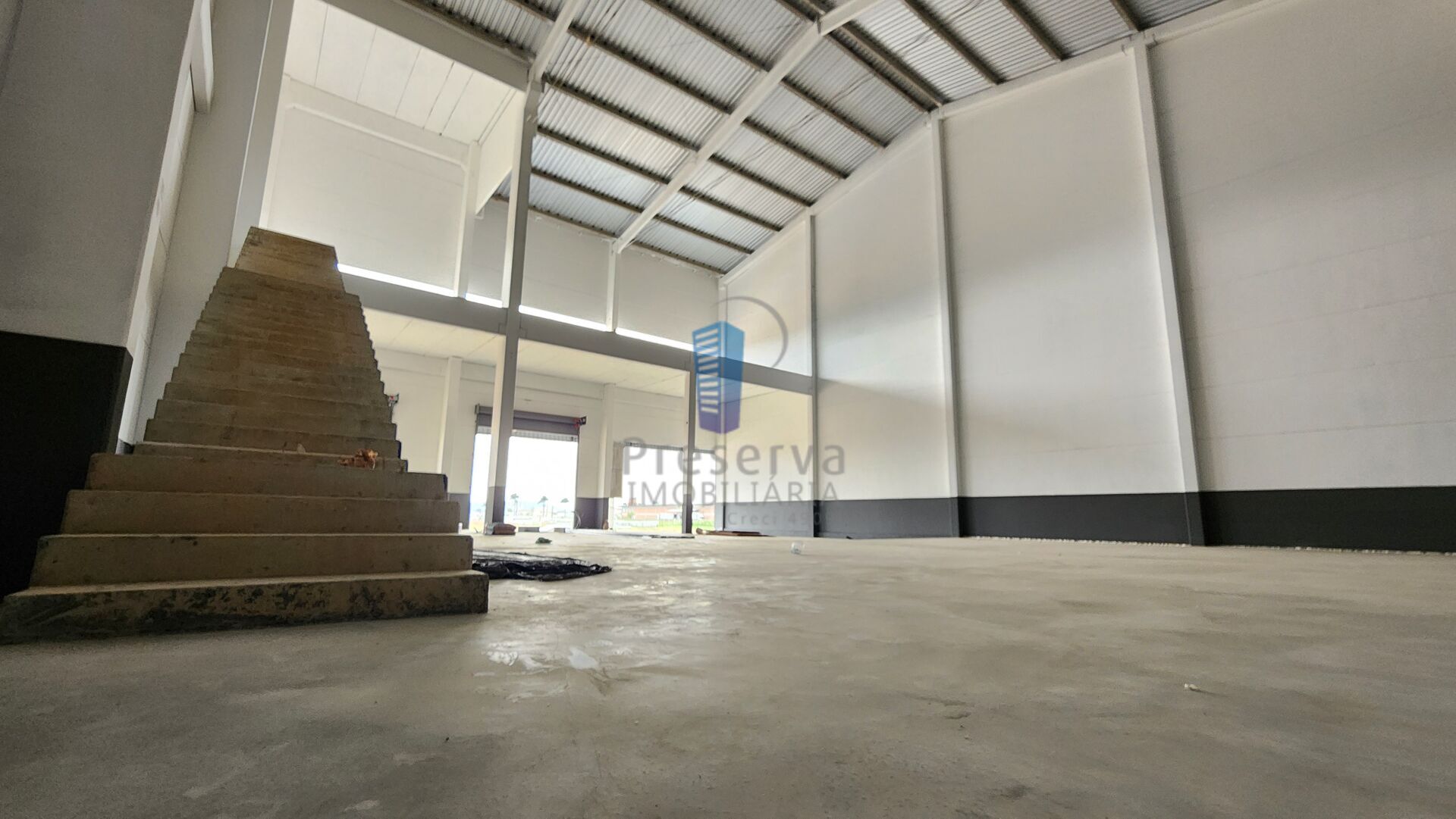 Depósito-Galpão-Armazém para alugar, 1200m² - Foto 2