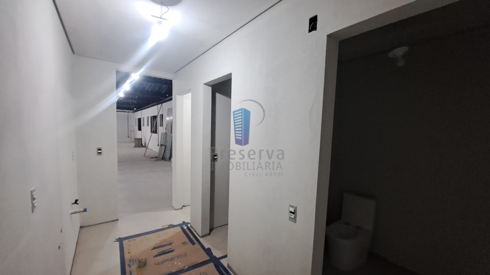 Sala-Conjunto, 1200 m² - Foto 4