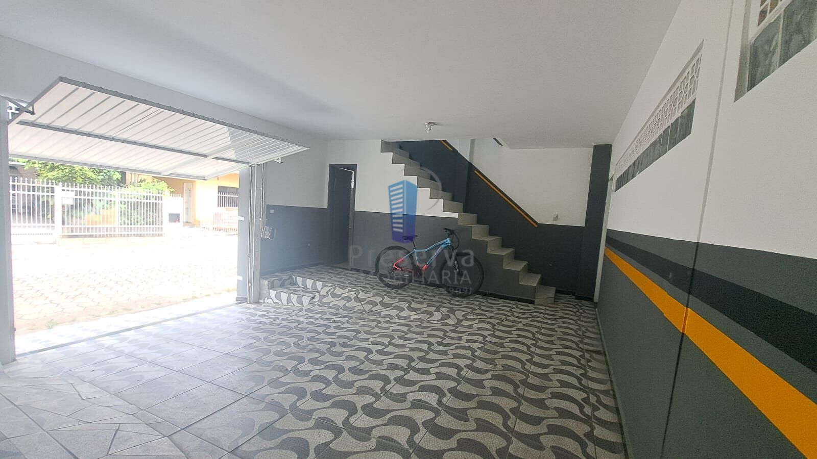 Casa para alugar com 3 quartos, 200m² - Foto 12