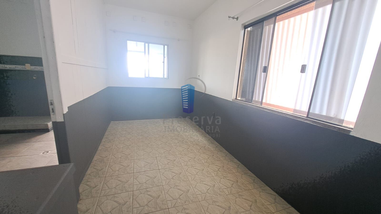 Casa para alugar com 3 quartos, 200m² - Foto 6