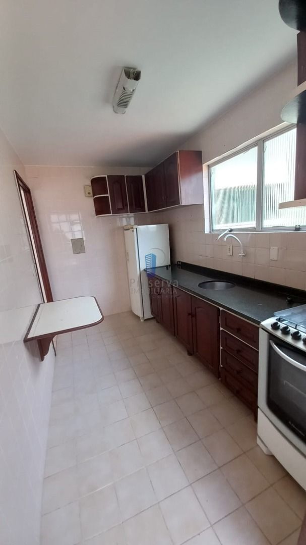 Apartamento à venda com 2 quartos, 72m² - Foto 5