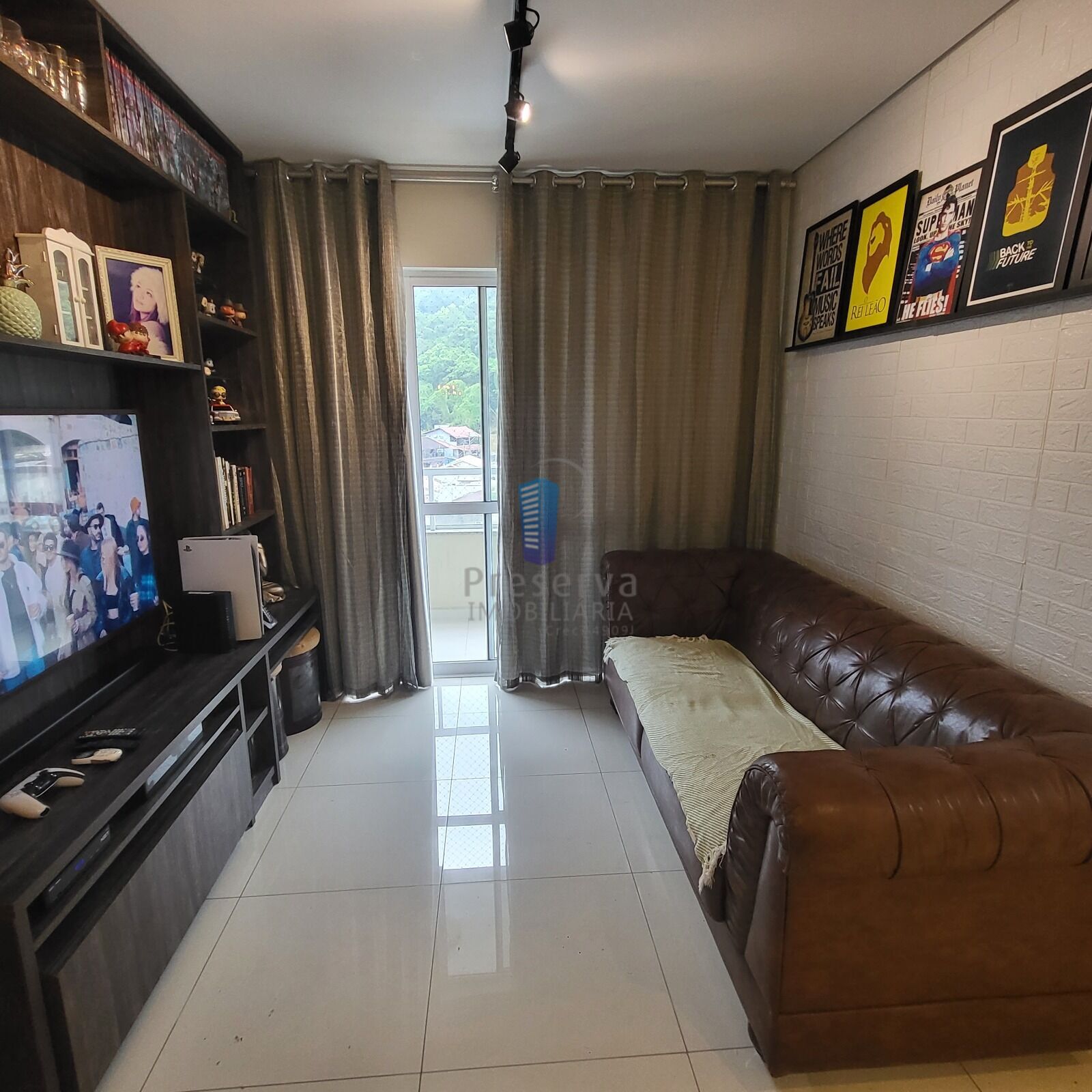 Apartamento à venda com 2 quartos, 67m² - Foto 11