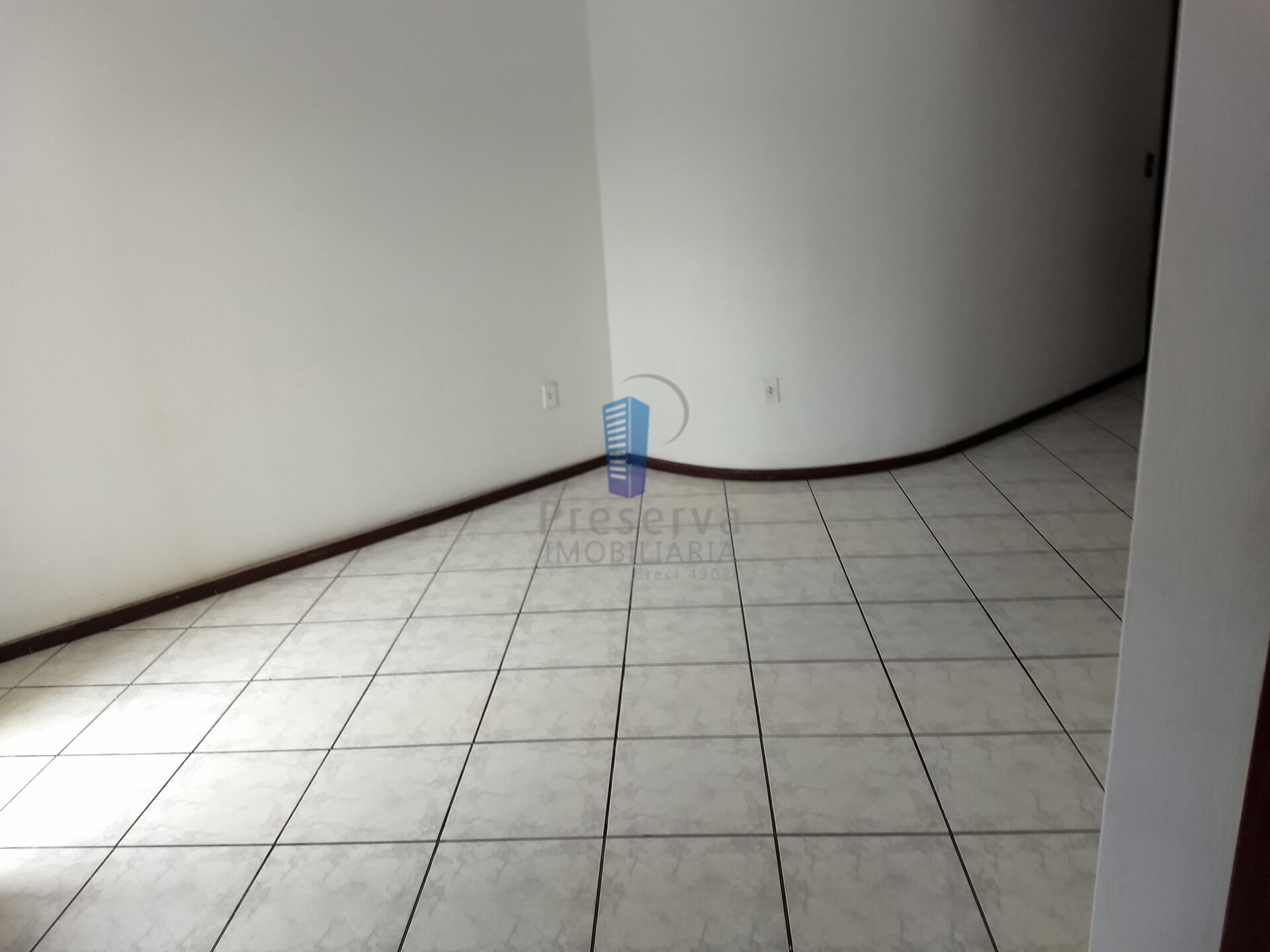 Apartamento para alugar com 2 quartos, 55m² - Foto 3