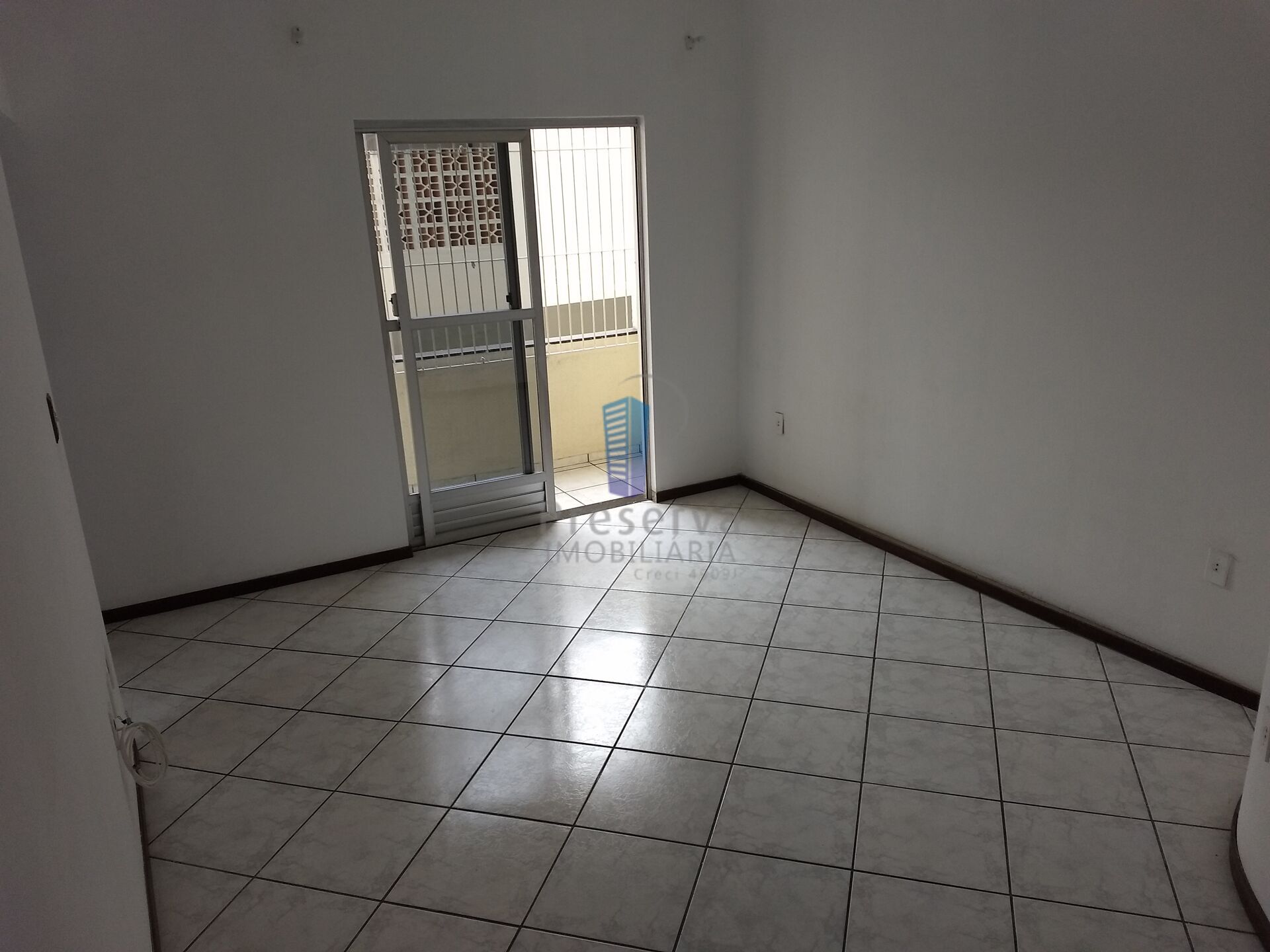 Apartamento para alugar com 2 quartos, 55m² - Foto 5