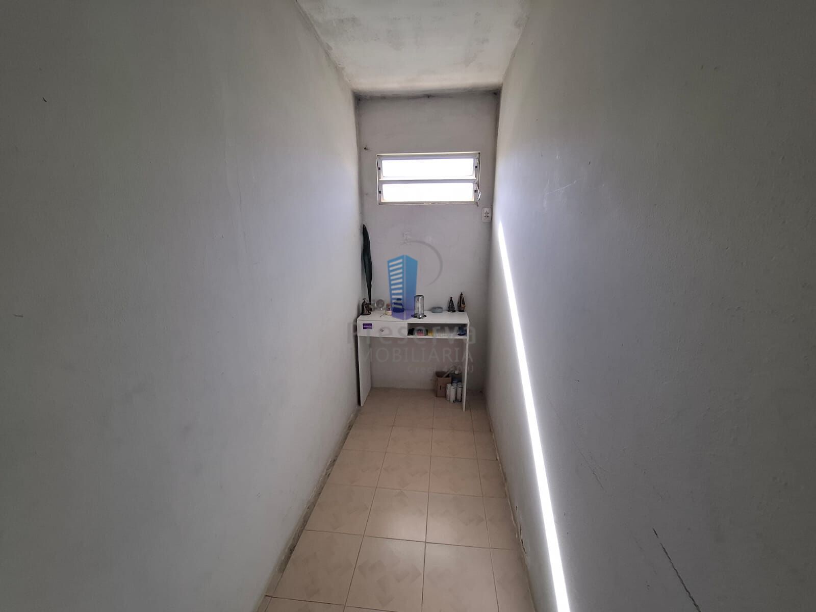 Casa à venda com 4 quartos, 170m² - Foto 8