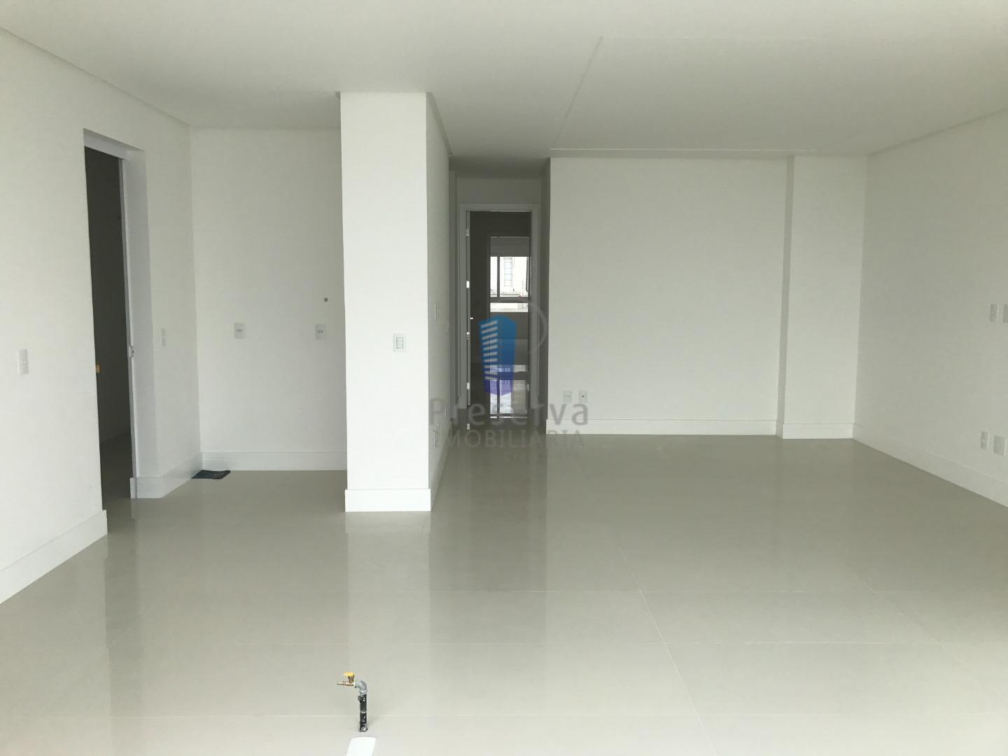 Apartamento à venda com 3 quartos, 152m² - Foto 11