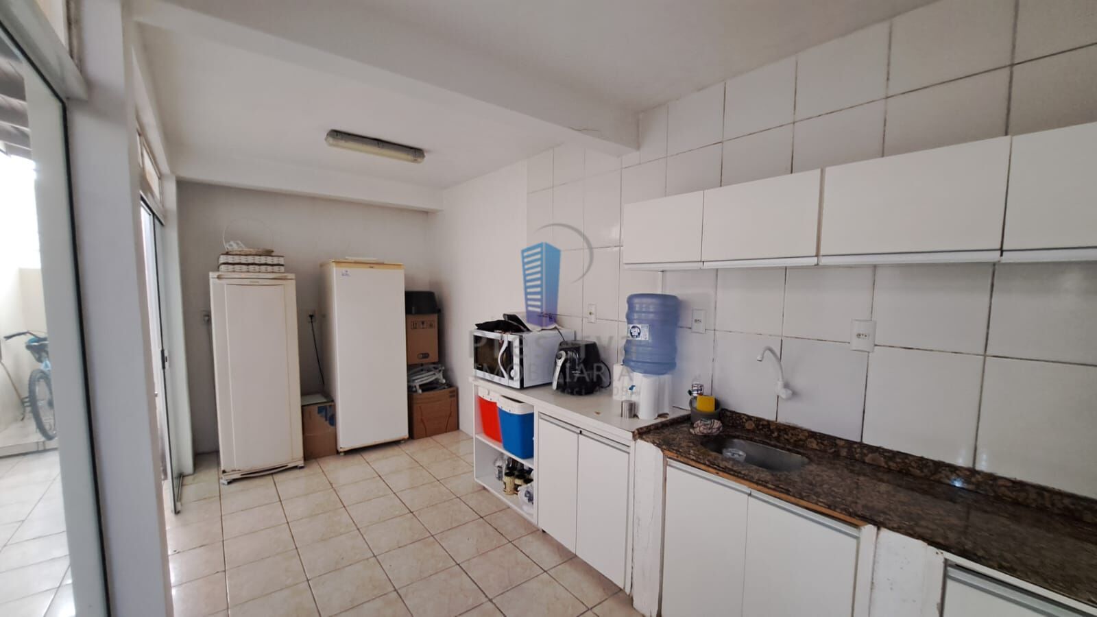 Casa à venda com 2 quartos, 140m² - Foto 3
