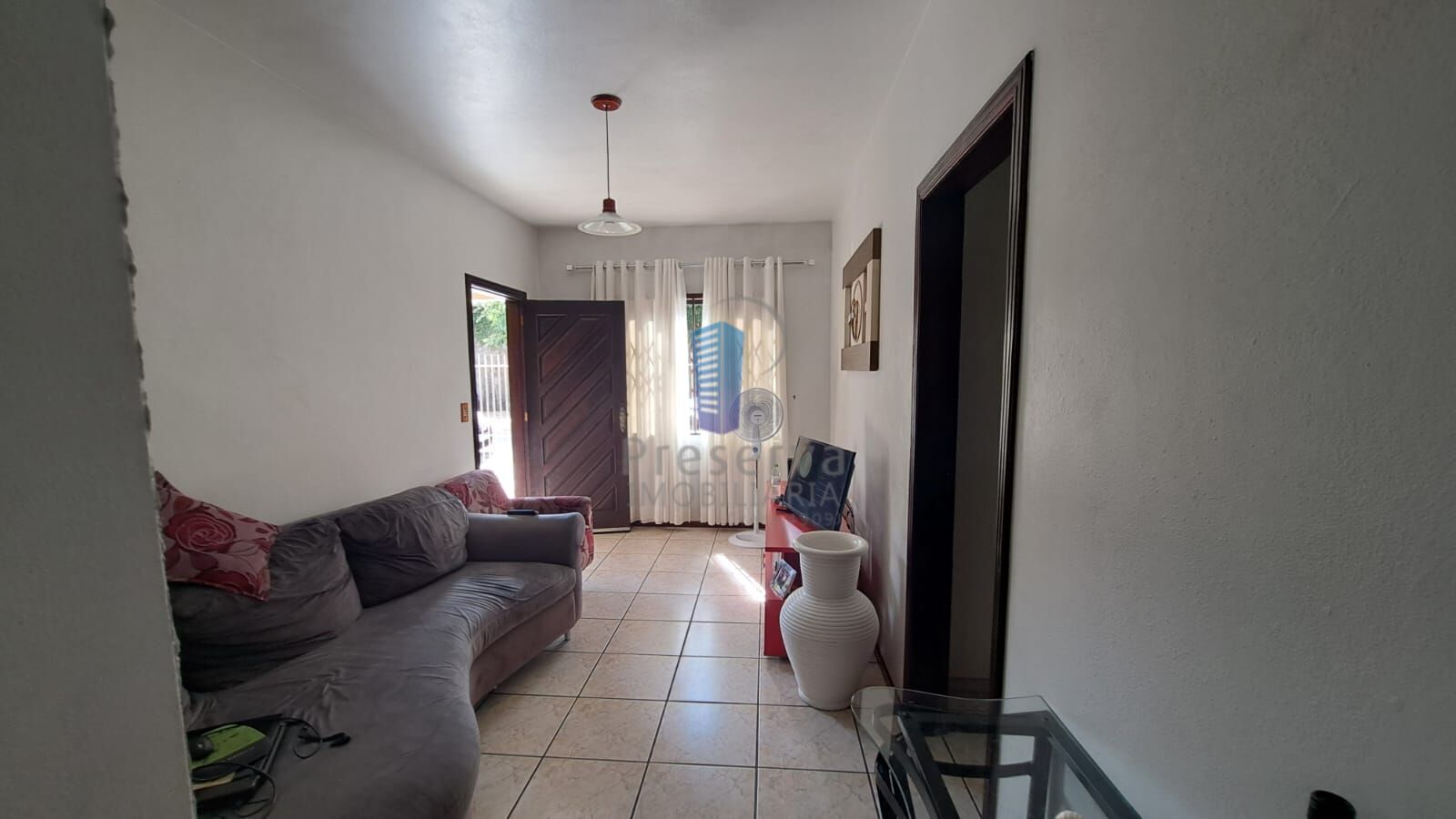 Casa à venda com 2 quartos, 140m² - Foto 2