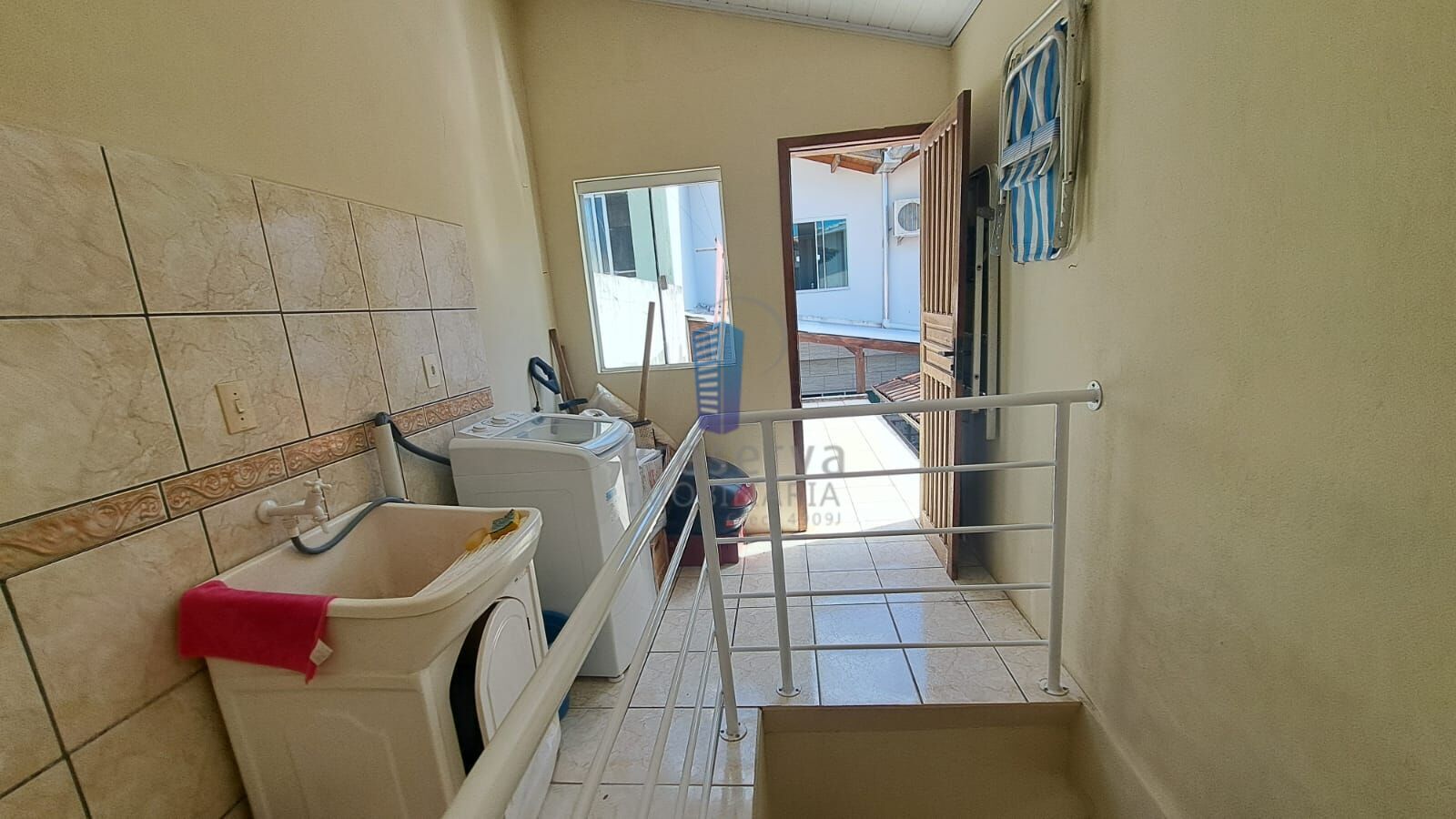 Casa à venda com 2 quartos, 140m² - Foto 16