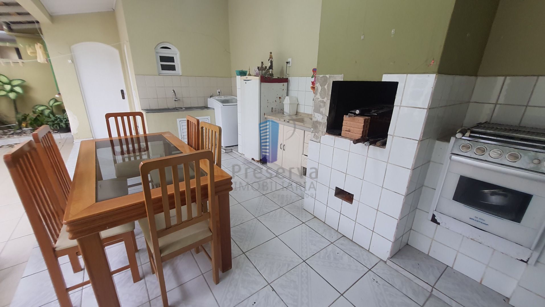 Casa à venda com 5 quartos, 200m² - Foto 30