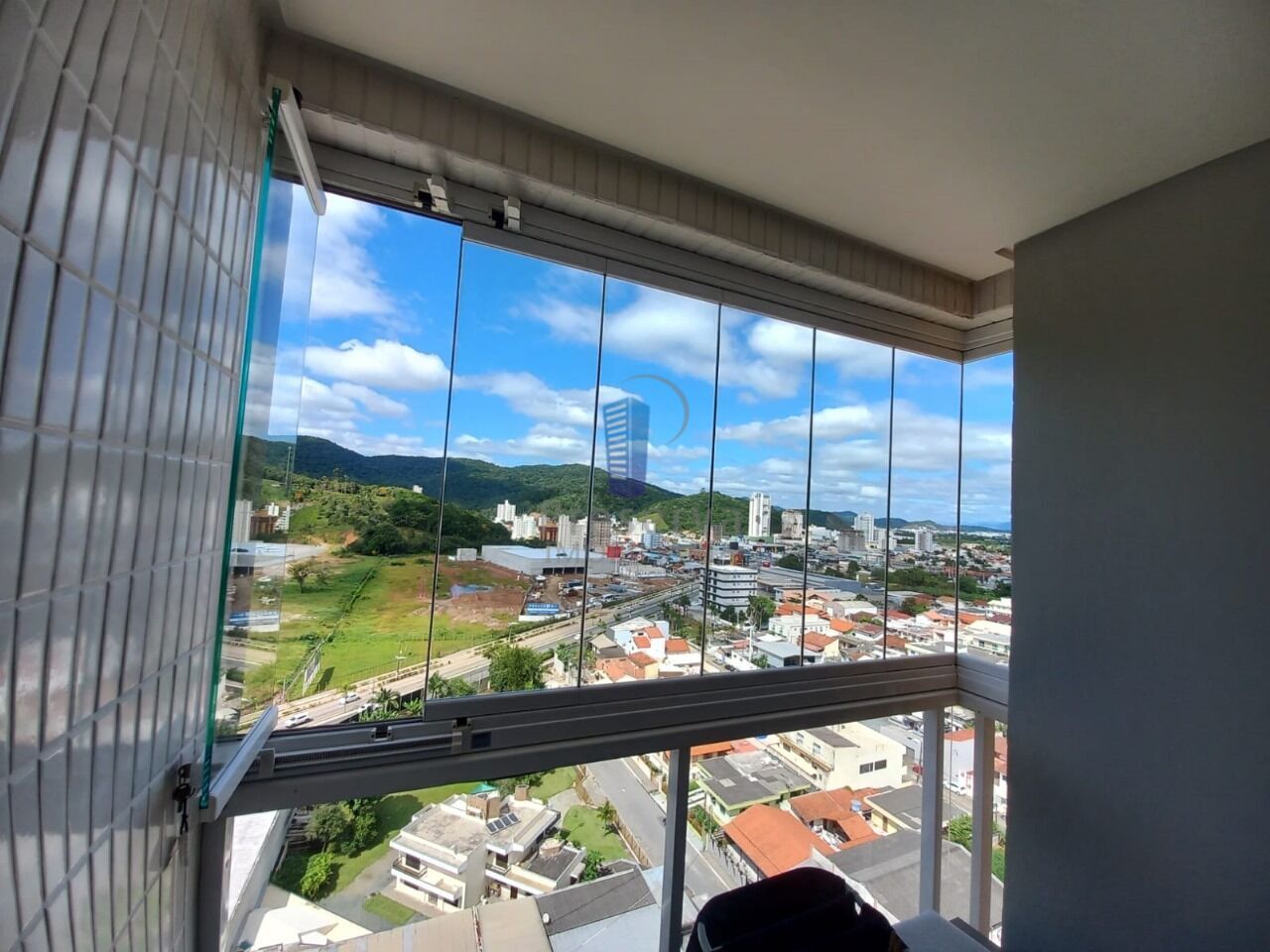 Apartamento à venda com 2 quartos, 59m² - Foto 11