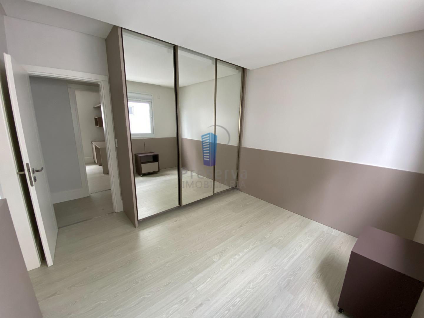 Apartamento à venda com 5 quartos, 237m² - Foto 14