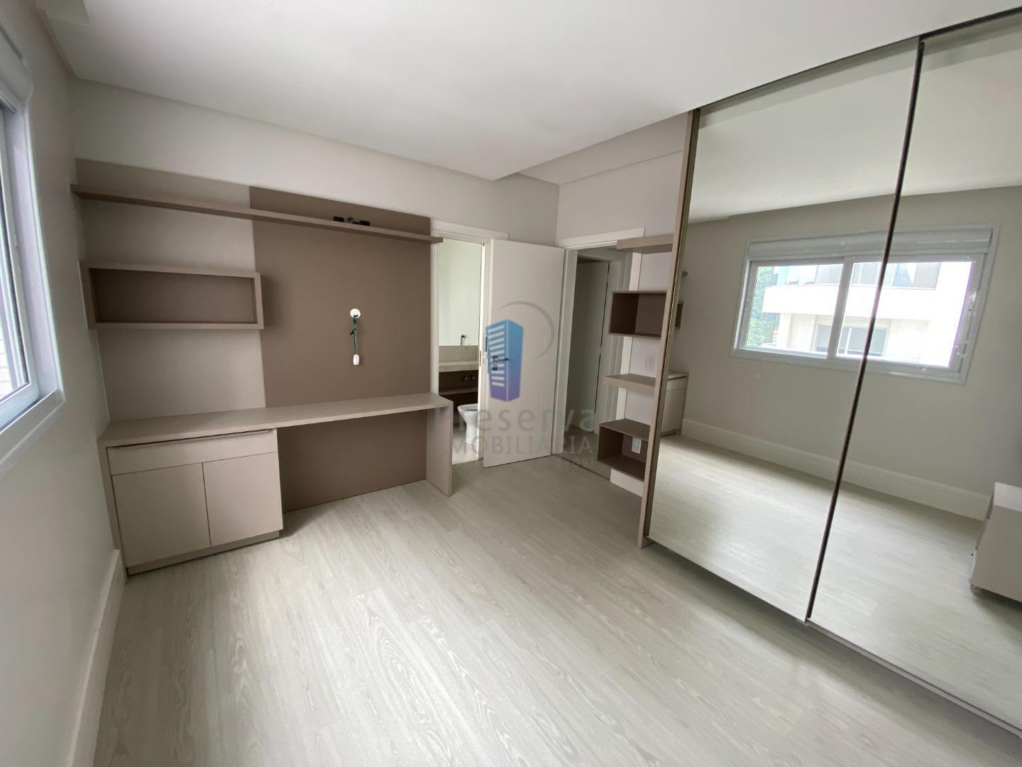 Apartamento à venda com 5 quartos, 237m² - Foto 15