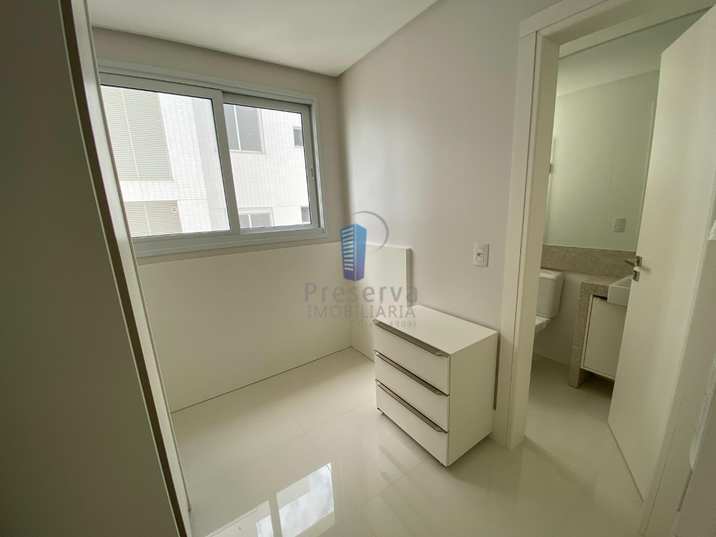 Apartamento à venda com 5 quartos, 237m² - Foto 12