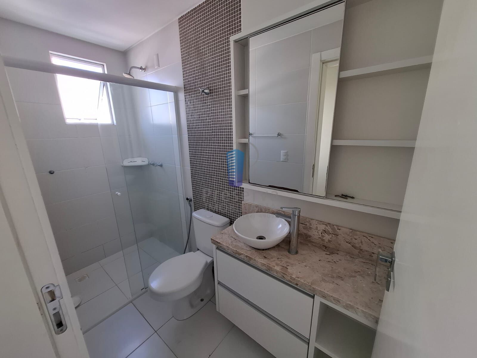 Apartamento para alugar com 3 quartos, 91m² - Foto 18