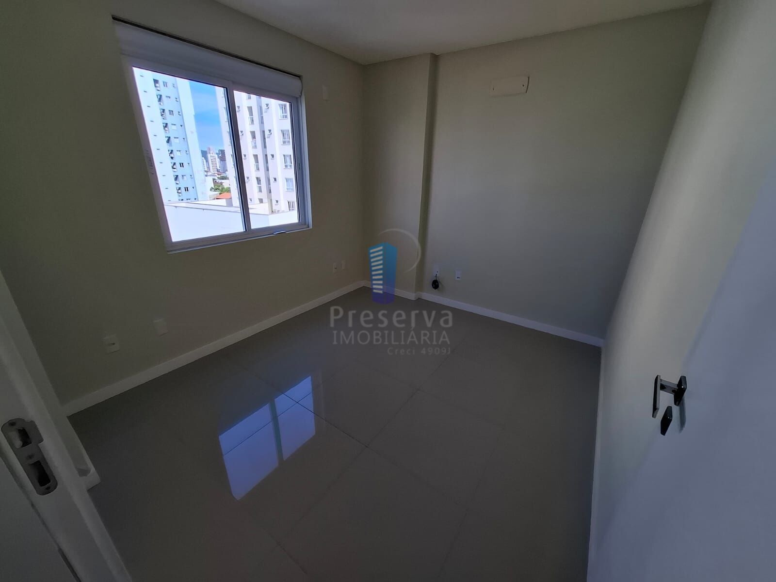 Apartamento para alugar com 3 quartos, 91m² - Foto 10