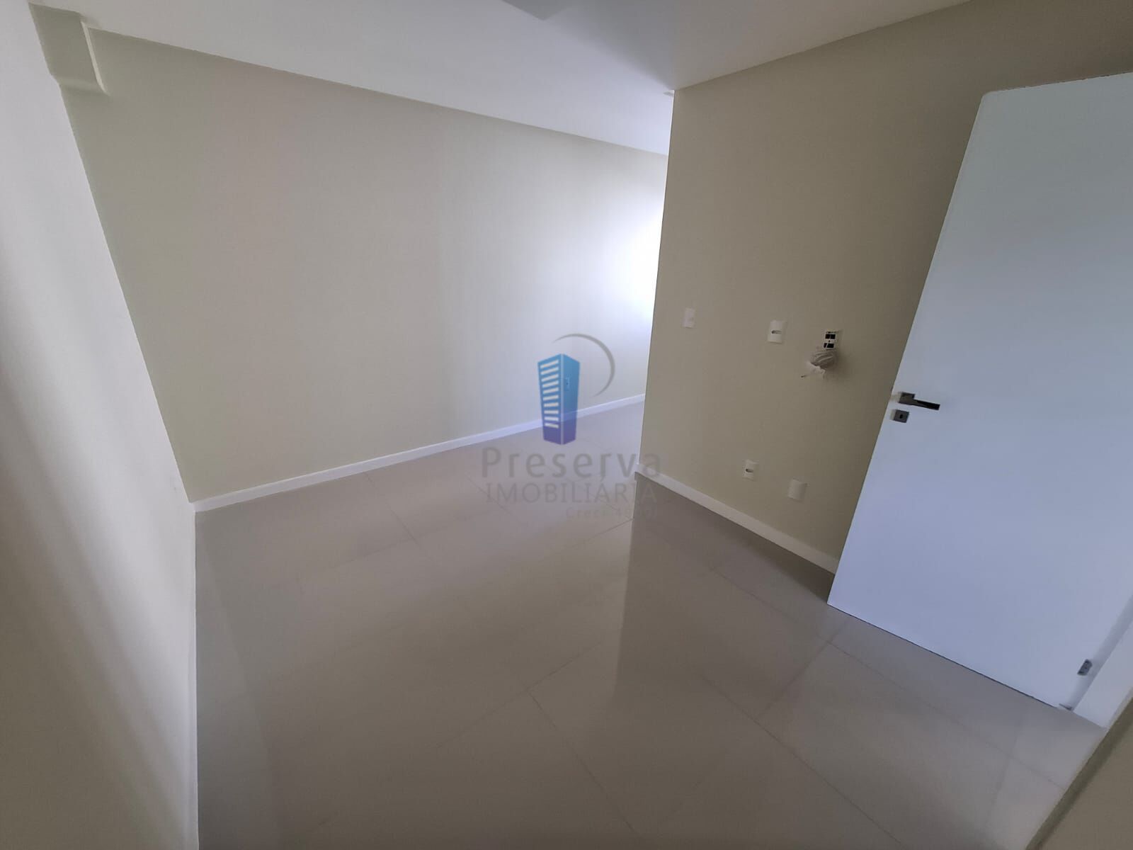 Apartamento para alugar com 3 quartos, 91m² - Foto 6