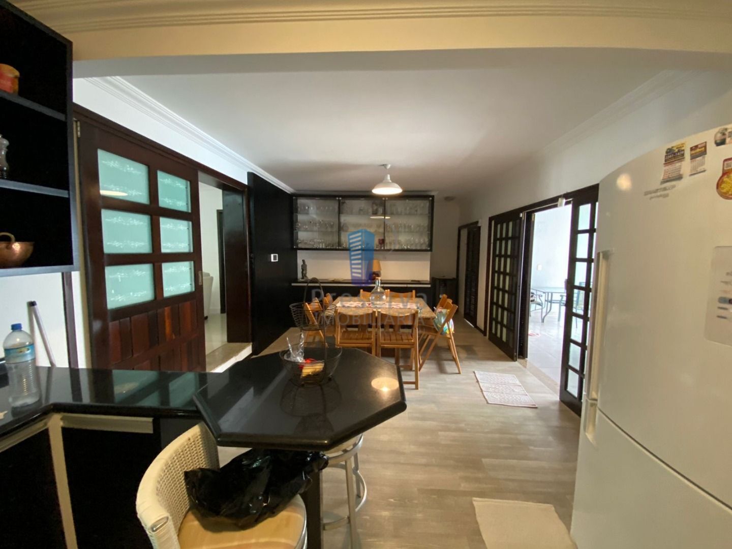 Casa à venda com 4 quartos, 260m² - Foto 5