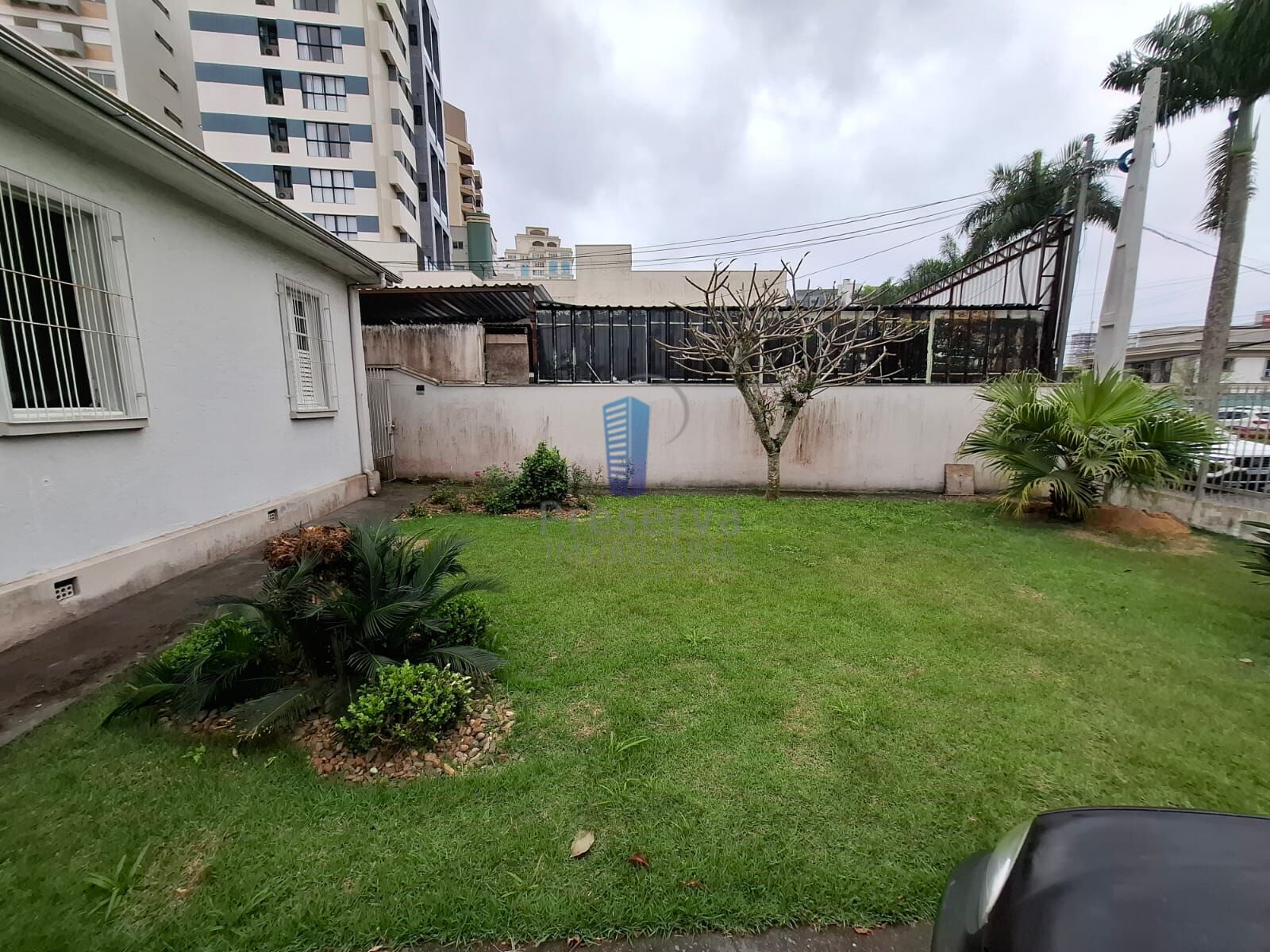 Casa à venda com 4 quartos, 200m² - Foto 25