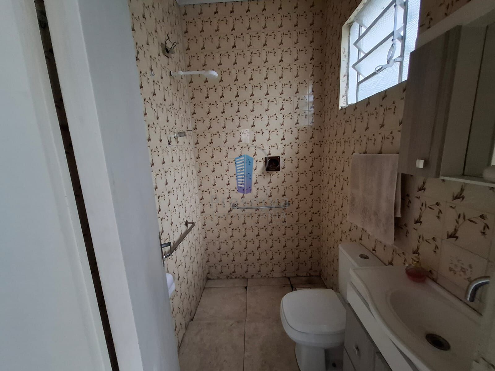 Casa à venda com 4 quartos, 200m² - Foto 9