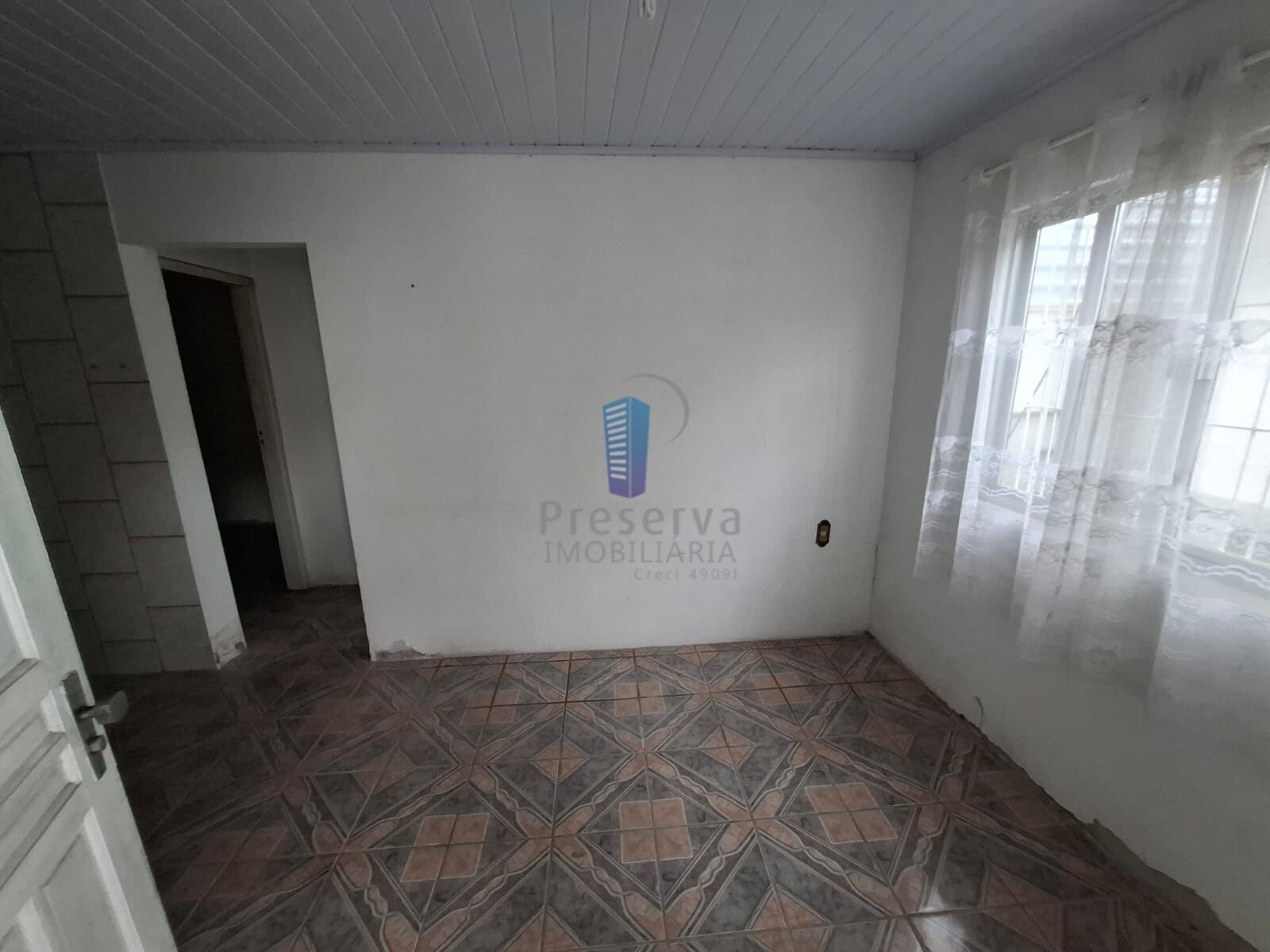 Casa à venda com 4 quartos, 200m² - Foto 14