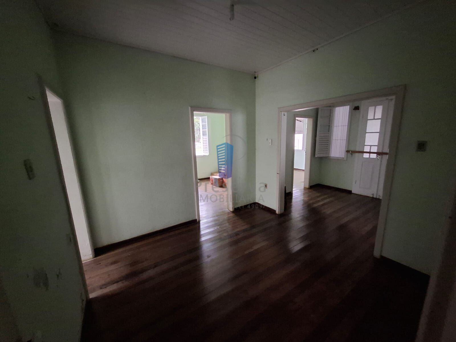 Casa à venda com 4 quartos, 200m² - Foto 5