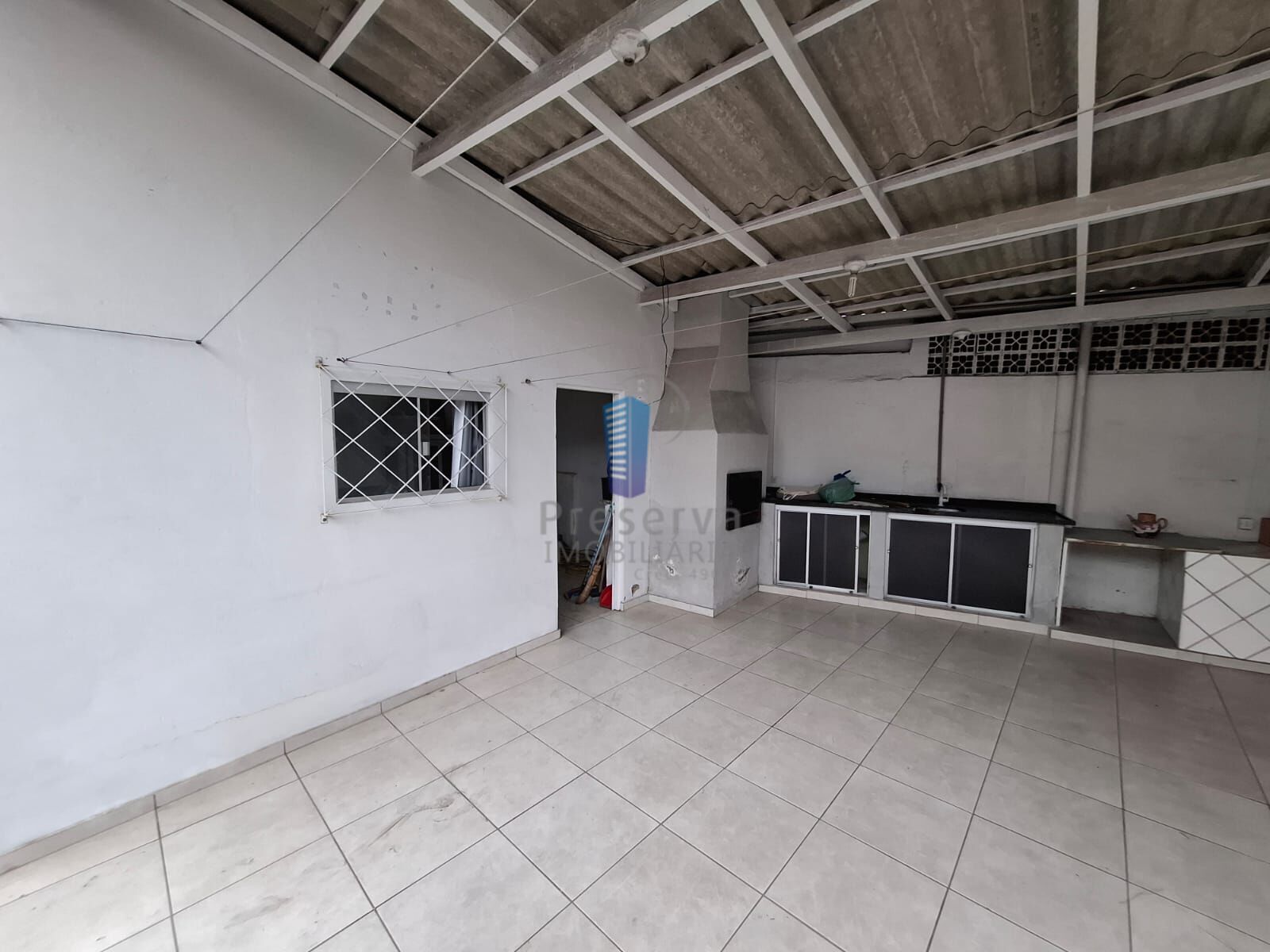 Casa à venda com 4 quartos, 200m² - Foto 13