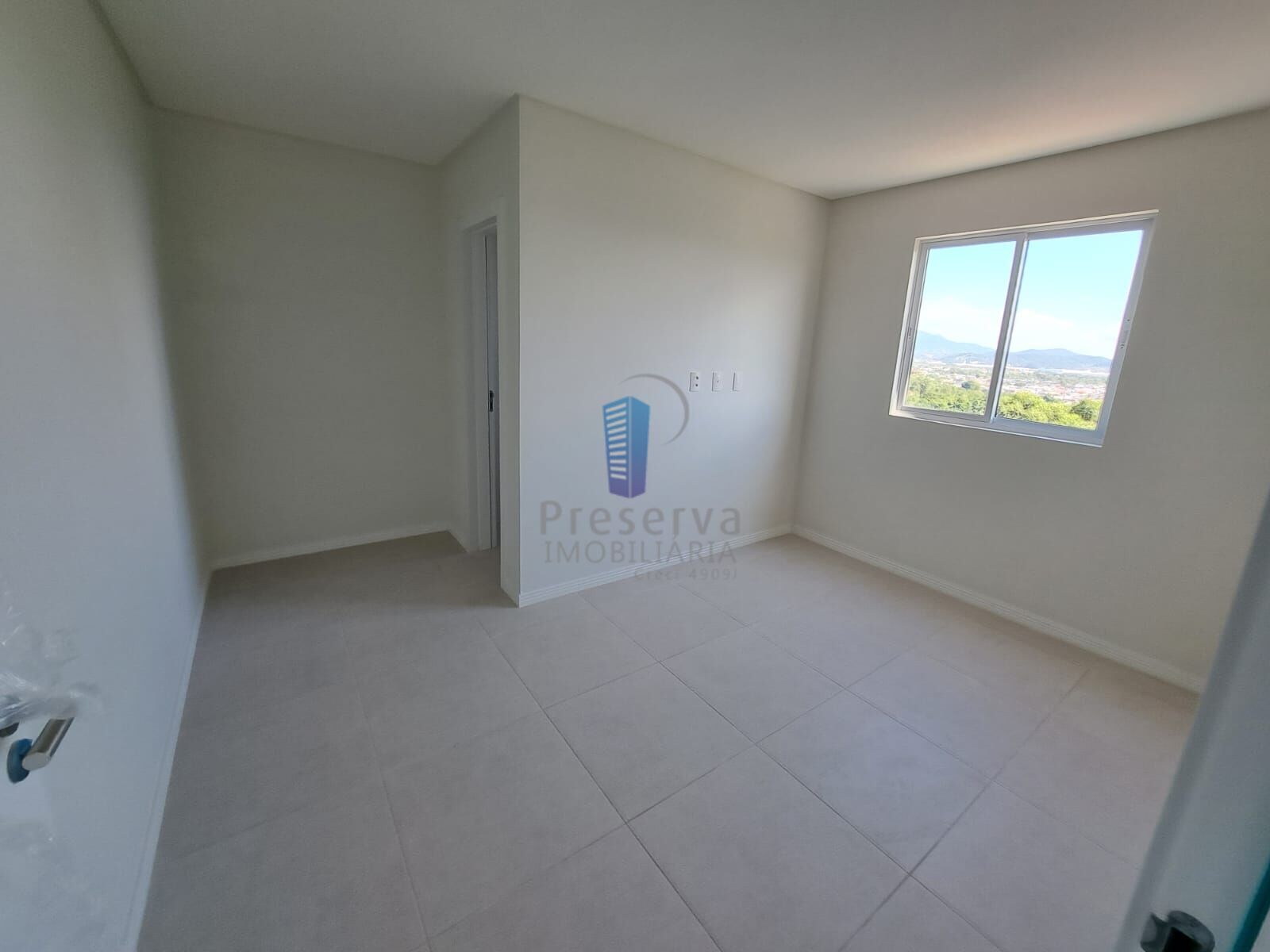 Apartamento à venda com 2 quartos, 63m² - Foto 3